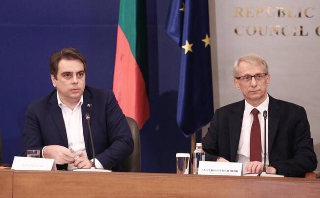 Министър Асен Василев: Работим усилено всички закони, свързани с второто плащане по ПВУ, да бъдат приети до края на септември