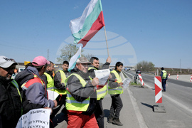 Бургас - пътностроителни фирми - протест
