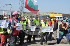 Бургас - пътностроителни фирми - протест