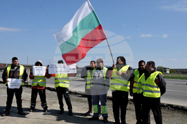 Бургас - пътностроителни фирми - протест