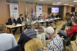 Европейски парламент - членове - пресконференция