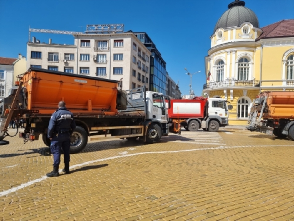 Пътните строители остават в протестна готовност