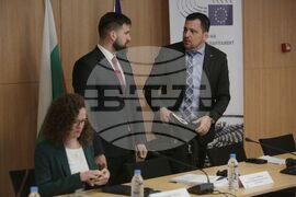 Европейски парламент - членове - пресконференция