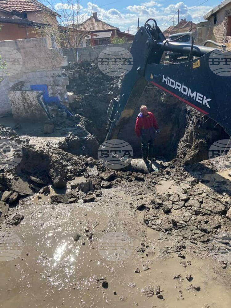 Поетапно се възстановява водоподаването към няколко новозагорски села