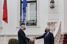 Португалия - Румен Радев - Антониу Коща - среща