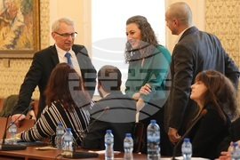 Парламент - Комисия по образованието и науката