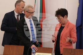 Парламент - Комисия по образованието и науката