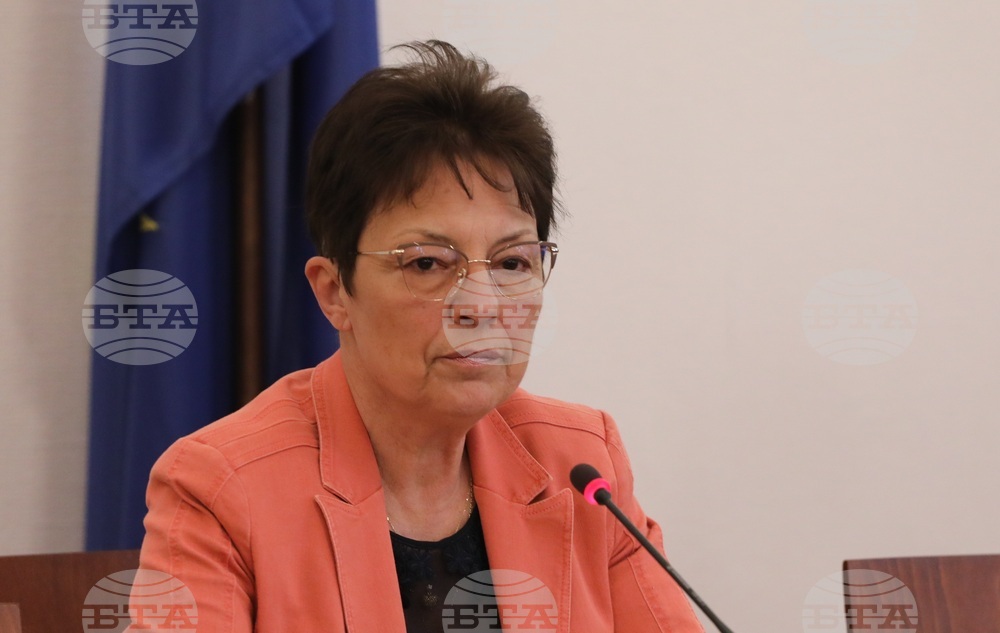 Комисия по образованието и науката - Ирена Атанасова