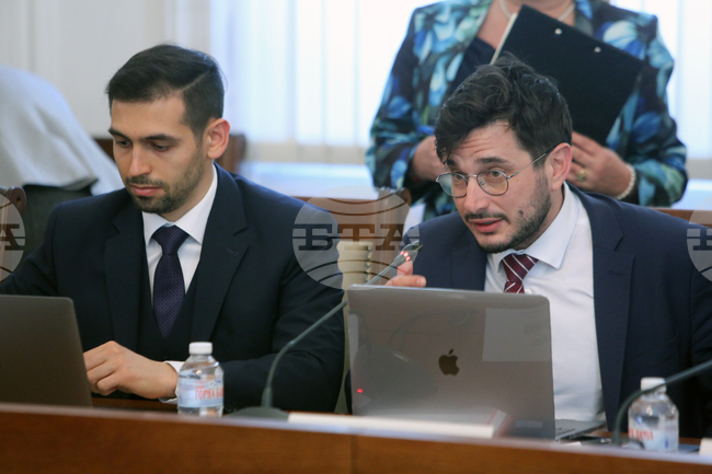 Парламент - Комисия по електронно управление и информационни технологии