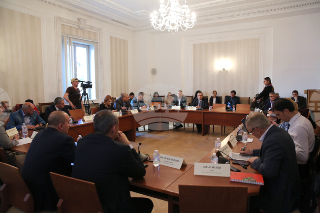 Парламент - Комисия по земеделието, храните и горите