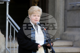 Изложба - поетично четене