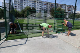 101 Средно училище „Бачо Киро"  - спортно игрище