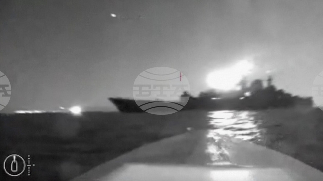 Службата за сигурност на Украйна за първи път атакува танкер от руския „сенчест флот” в неутрални води в Средиземно море