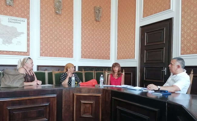 Община Сливен: Предложения, имотни и частни казуси – в приемния ден на кмета и ръководния екип на общината