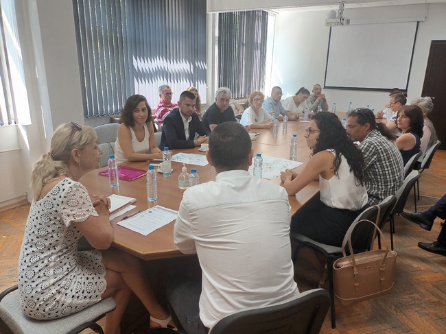 Работна среща за изготвяне на съвместни концепции за интегрирани териториални инвестиции се състоя днес в Община Добрич