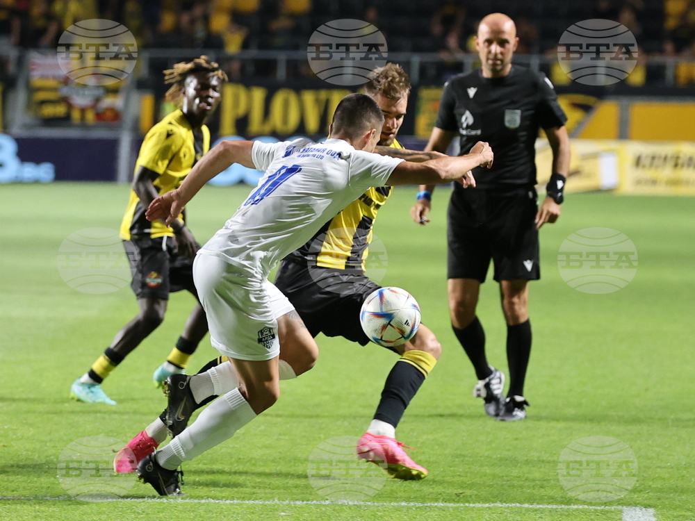 Пловдив - футбол - Ботев (Пловдив) - Арда (Кърджали)