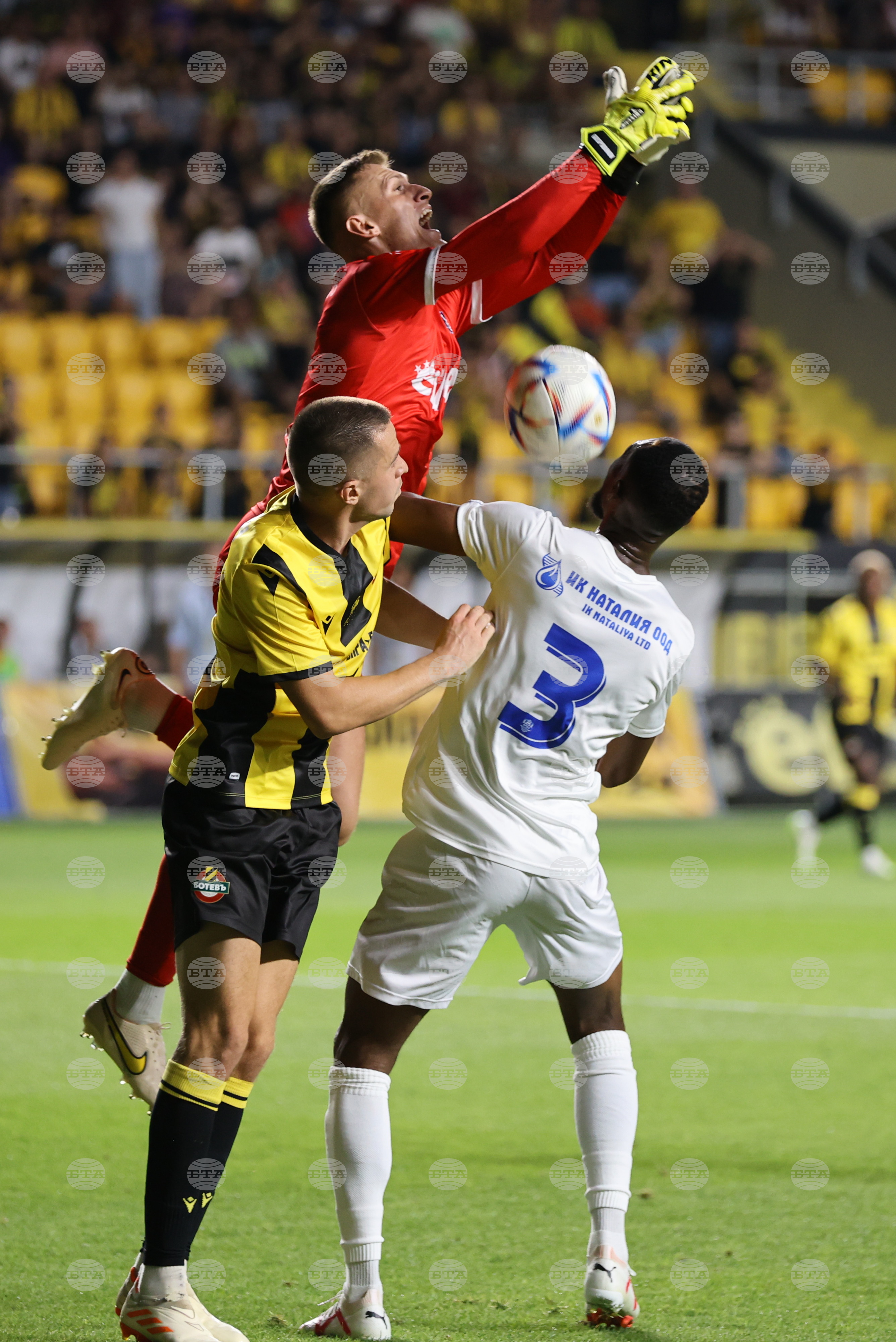 Пловдив - футбол - Ботев (Пловдив) - Арда (Кърджали)