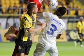 Пловдив - футбол - Ботев (Пловдив) - Арда (Кърджали)