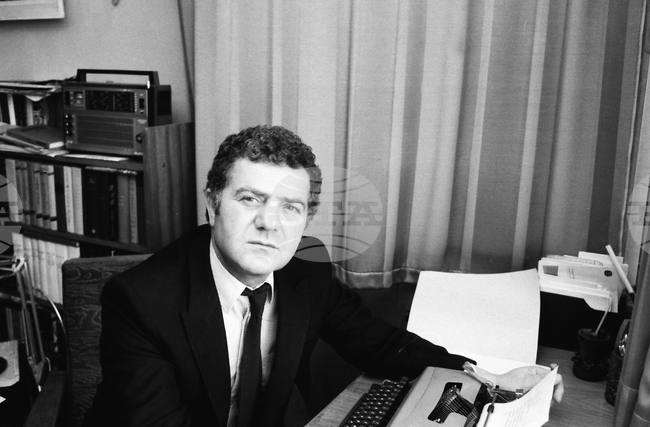 Стефан Цанев, поет, писател и драматург