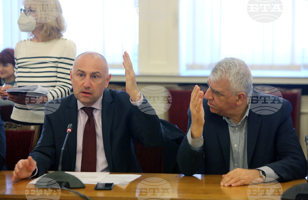 Парламент - Комисия по бюджет и финанси