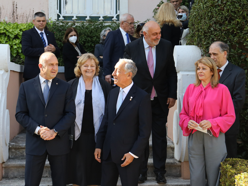 Румен Радев: Българската общност в Португалия има реален принос за отличните двустранни отношения 