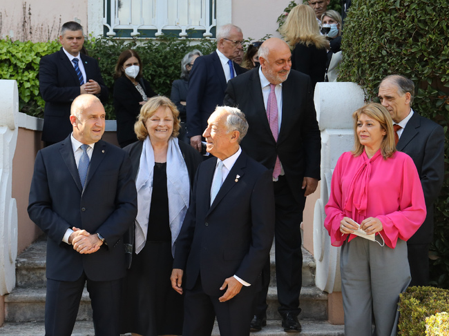 Румен Радев: Българската общност в Португалия има реален принос за отличните двустранни отношения 