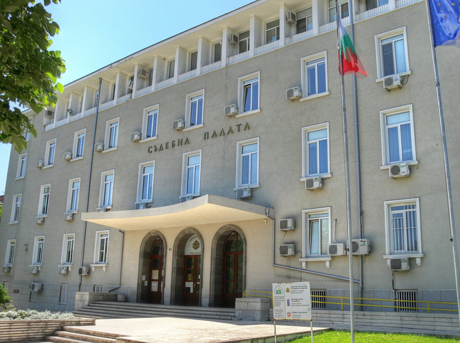 Мъж на 48 години е осъден на 12 години затвор за предумишлено убийство в Старозагорско