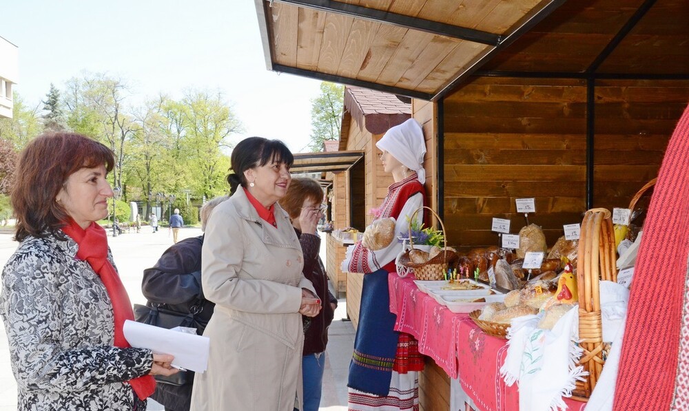 Пролетен базар на площад „Бдинци“ 