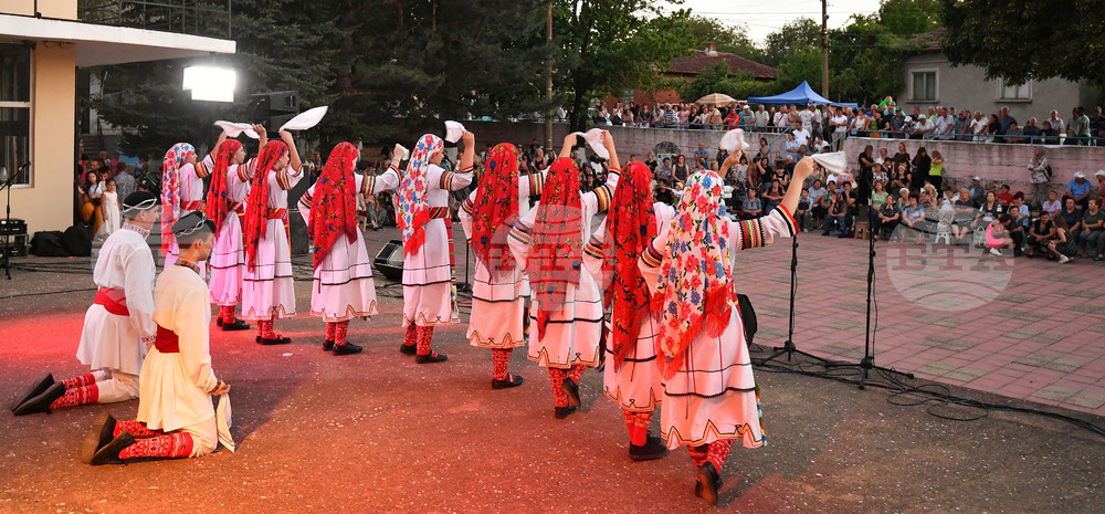 Село Мъдрево - селищен празник