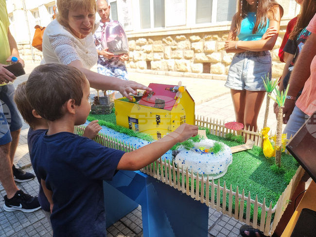 Разград - ученици - проект - демонстрация