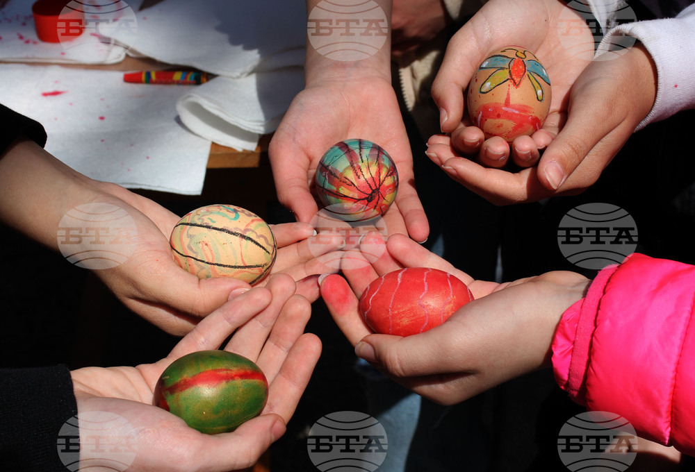 Разград - Великденска работилница за шарени яйца