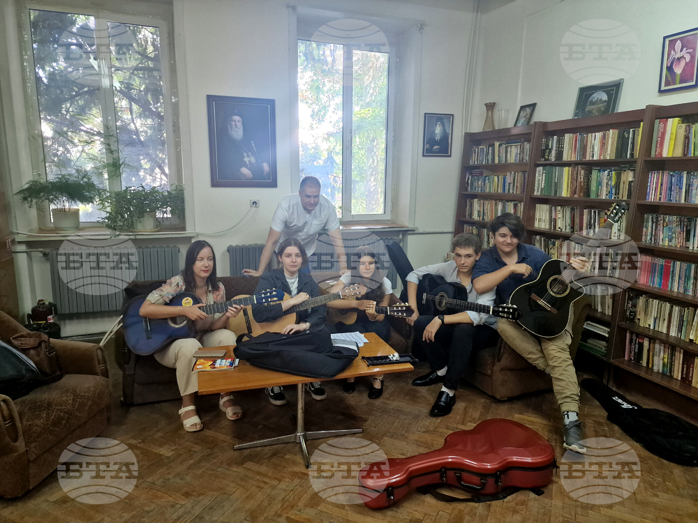 С концерт завърши майсторският клас по китара на Тошо Димитров във Видин