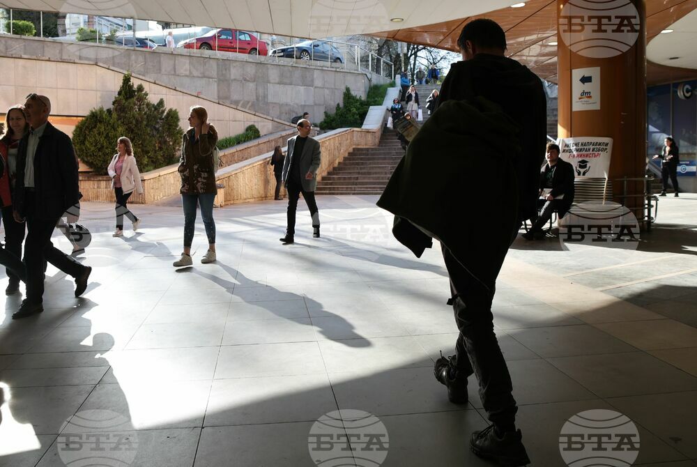 Българите са с по-негативни очаквания за безработицата в страната през следващите дванадесет месеца, съобщи НСИ