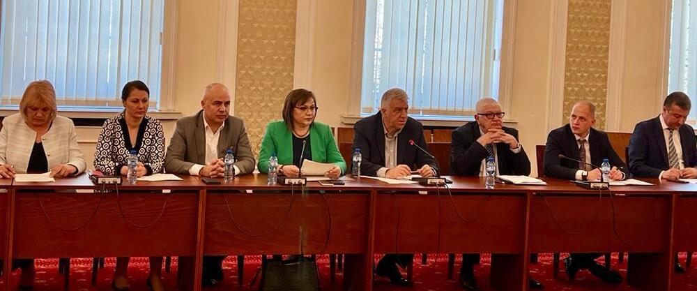 Корнелия Нинова: Слагаме началото на разговора за актуализацията – без популизъм, а с реални действия в помощ на икономиката и домакинствата