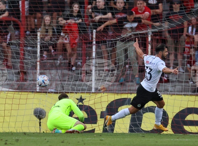 Славия прекратява договорите на Галин Иванов и Цветелин Чунчуков