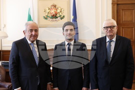 Никола Минчев - Асаф Хаджиев - среща