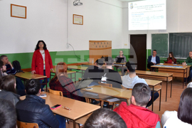 Сърбия - ученици - образование