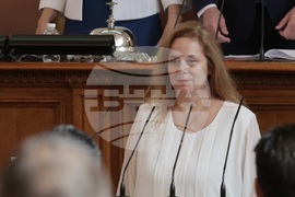 Парламент - ПП-ДБ - Мирослава Петрова - клетва