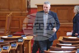 Парламент - Антон Тонев - заседание