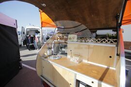 Изложение - къмпинг - туризъм