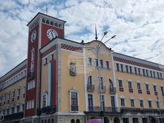 Пет деца са в нови семейства, след осиновявания в Хасковска област от началото на годината, съобщиха от социалната служба