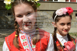 Хасково - Лазаруване - обичай