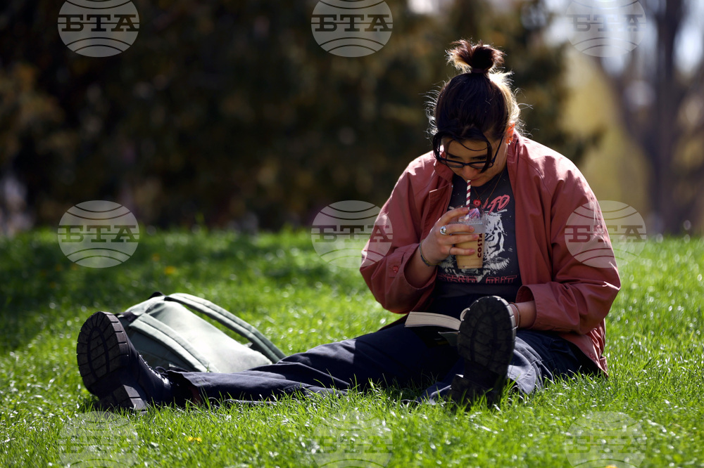 Топло време