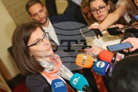 Парламент - Теодора Генчовска