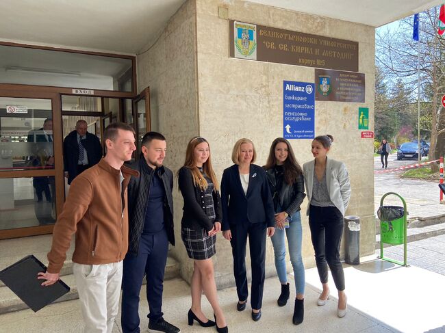 Велико Търново - Надежда Йорданова