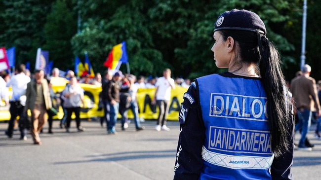 Бившето ръководство на румънската жандармерия беше изпратено на съд заради протеста от 10 август 2018 г.