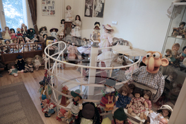 Арт къща Куклите