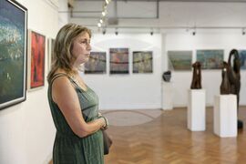 Бургас - Ненчо Русев - изложба живопис и пластика