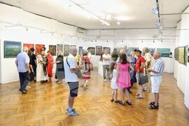 Бургас - Ненчо Русев - изложба живопис и пластика