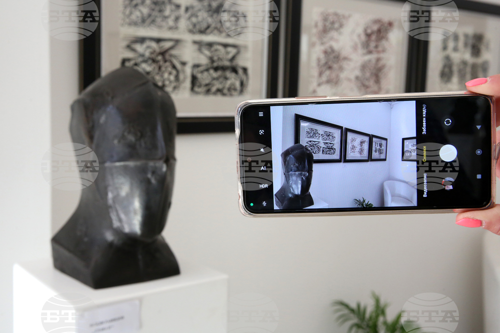 Изложба - Вежди Рашидов - Атанас Яранов